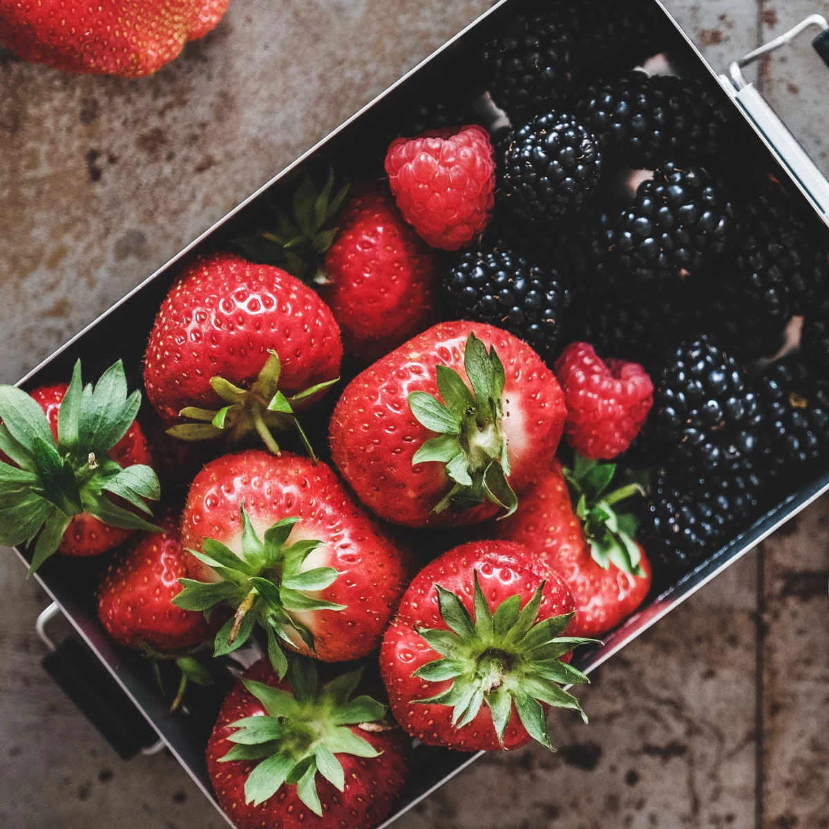 Blackberry & Strawberry Fragrance Oil - Image 4