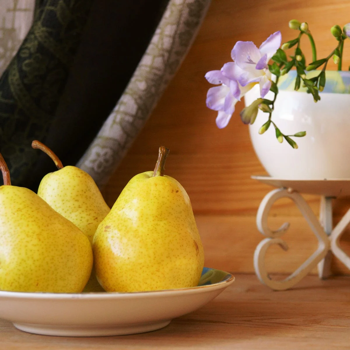 English Pear & Freesia Type Fragrance Oil