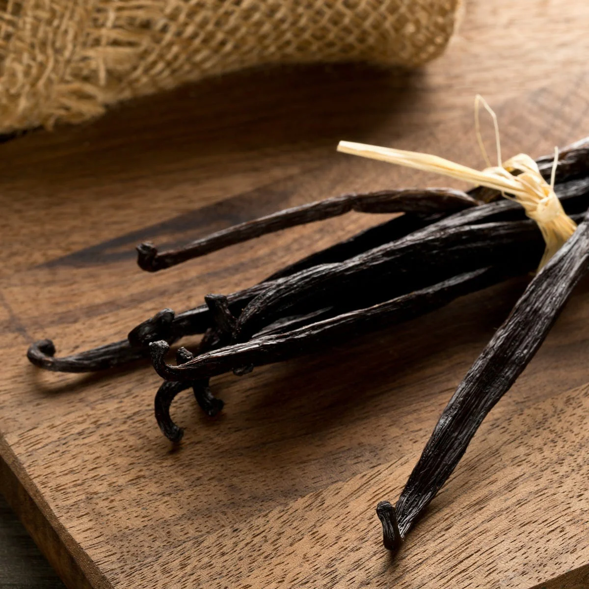 Sandalwood Vanilla Fragrance Oil - Image 4